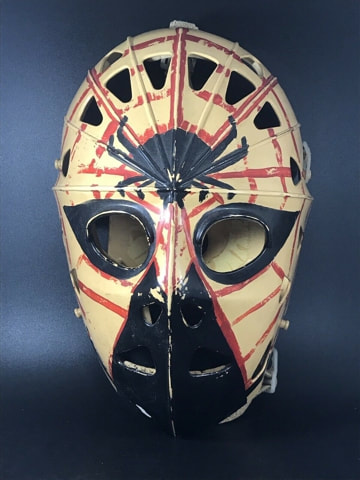 Animal's hockey mask, worn during 1988 eye injury (original)